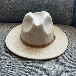 Stylish Tan Wide Brim Fedora Hat